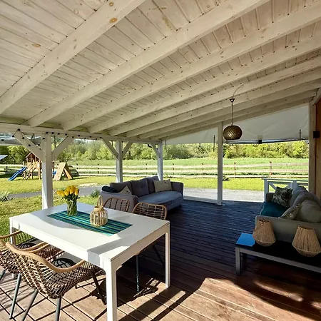 Pod Lasem „2” فيلة