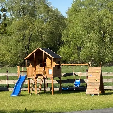 فيلة Pod Lasem „2” *